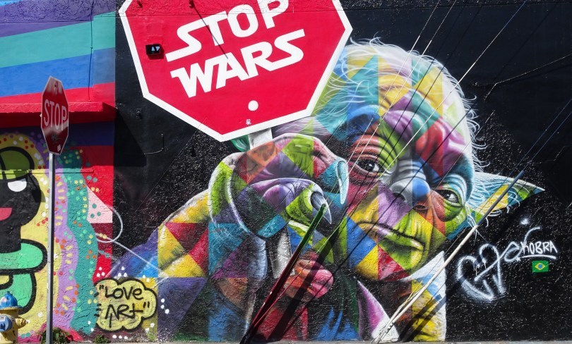 Name: Stop Wars<br>Artist: Eduardo Kobra